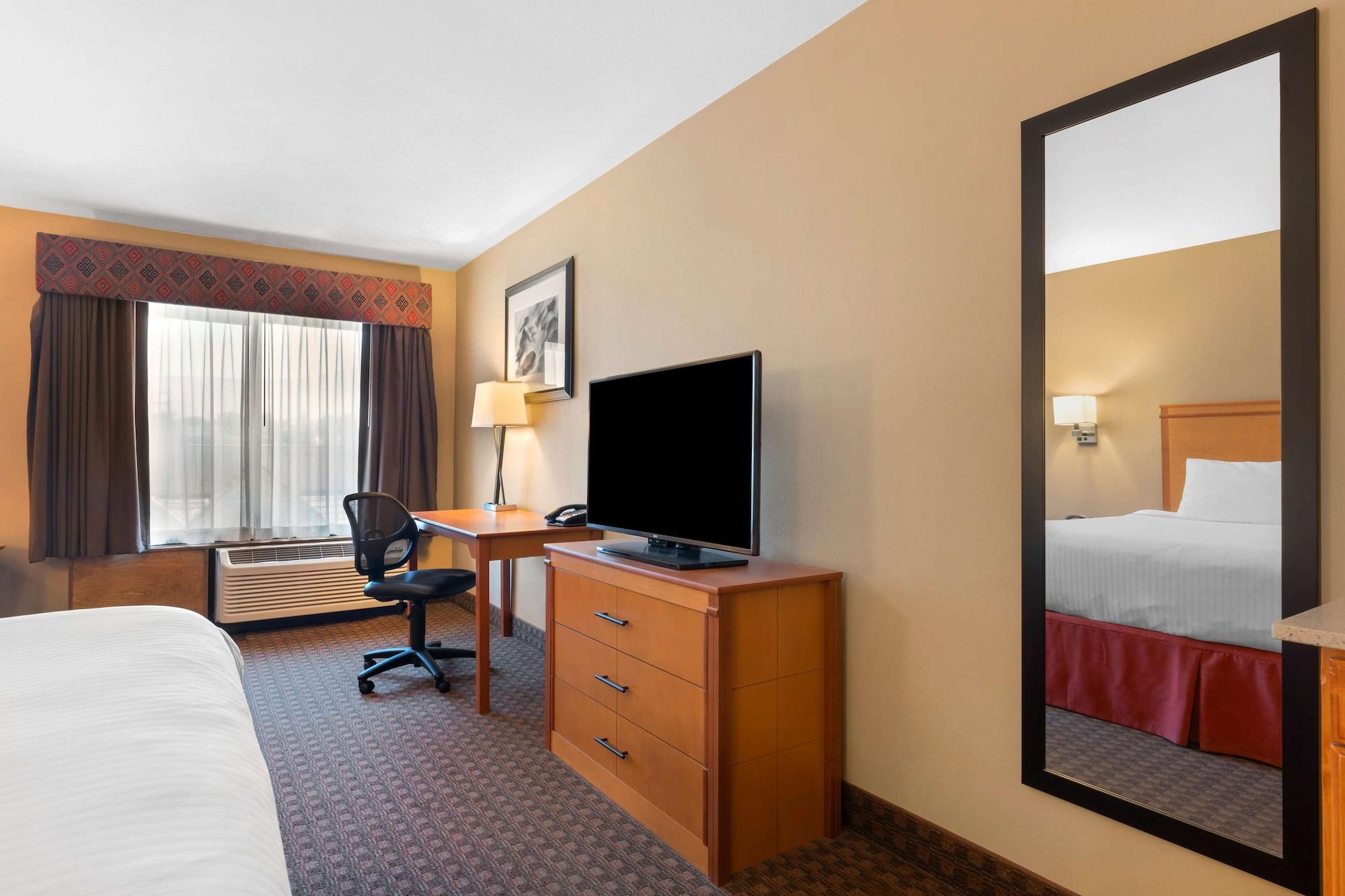 Best Western Plus Olympic Inn Klamath Falls Exterior photo